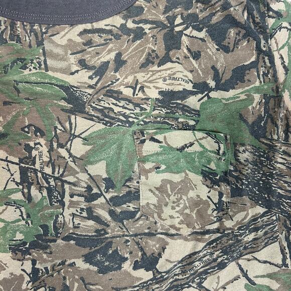 Vintage 90's Camo T-Shirt Camouflage Hunting Tee Short Sleeve Pocket Crewneck - Picture 5 of 5
